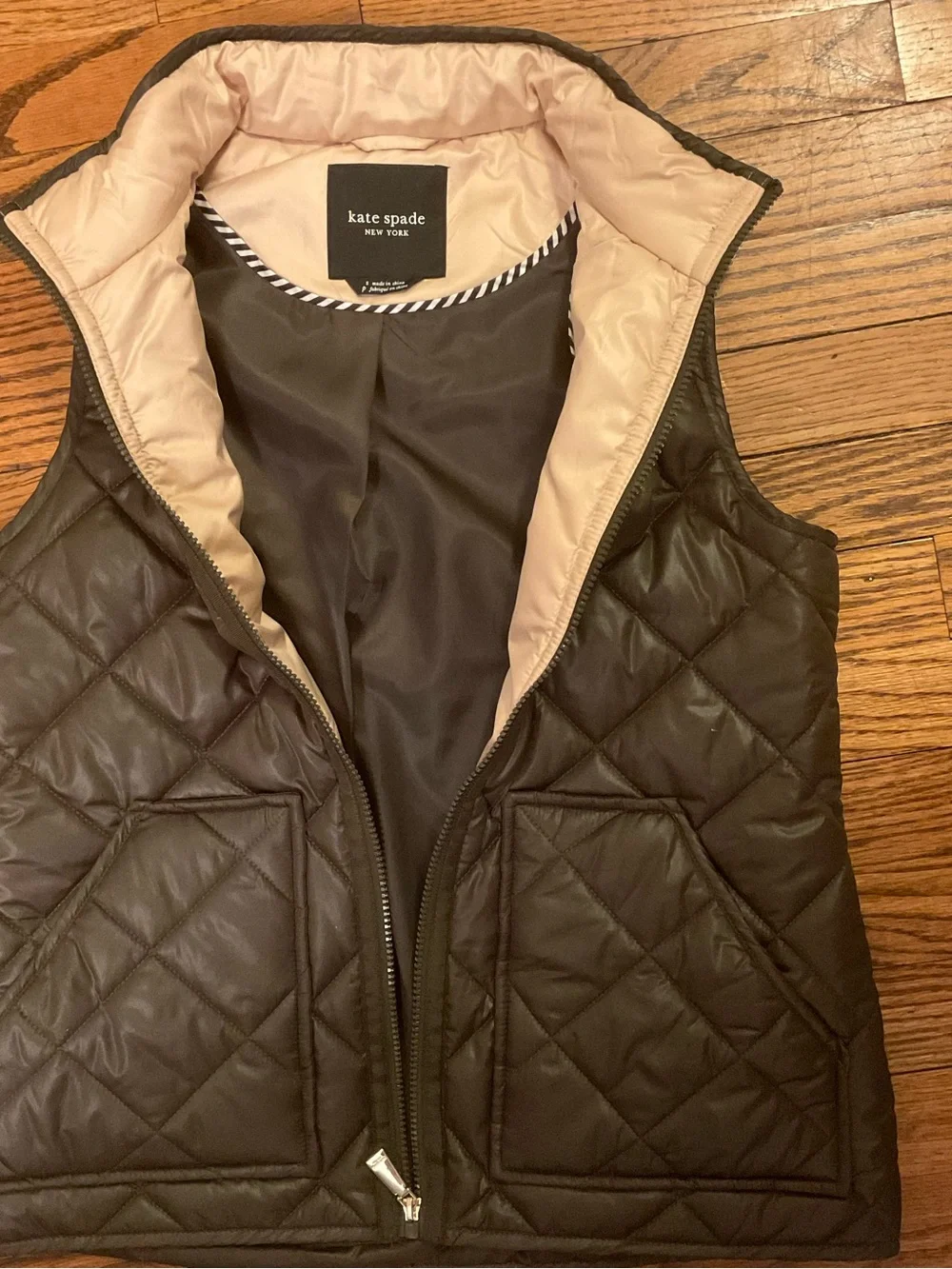 kate spade olive green quilted jacket with baige lining